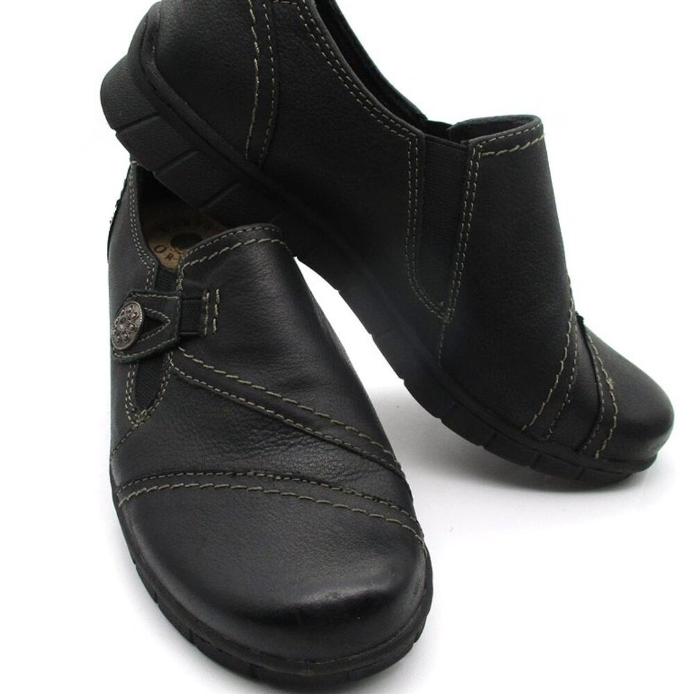 Earth Origins Women's Black Leather Shoes Loafers with Button Detail Size 7.5